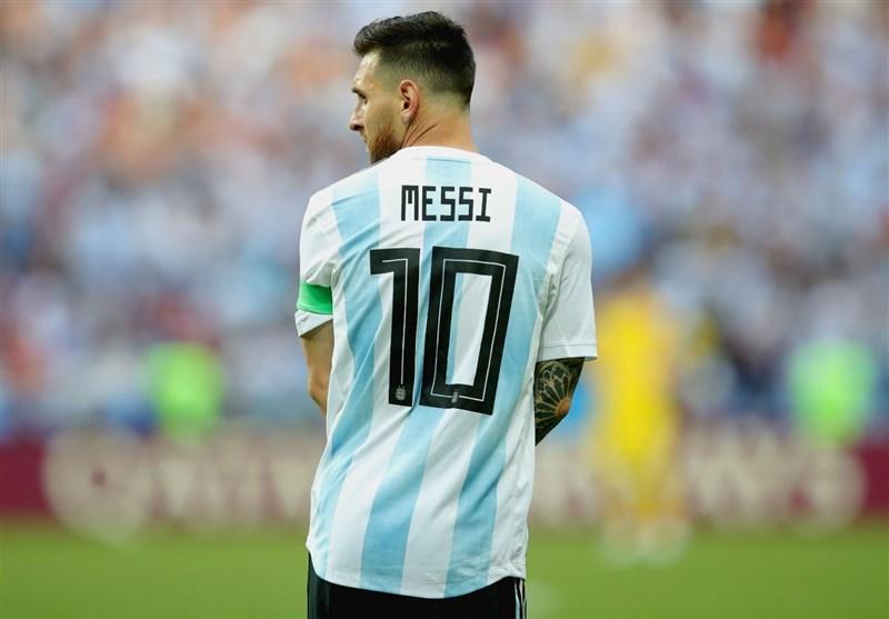 فوتبال دنیا، اسکالونی: پیراهن شماره 10 متعلق به مسی است