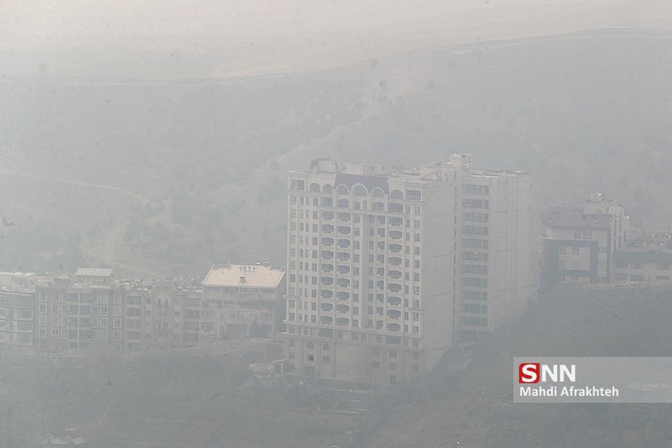 شاخص آلودگی هوا به مرز 170 رسید، هوای تهران ناسالم برای همه گروه ها