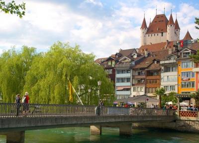 شهر سحرانگیز تون با جاذبه&zwnj هایی تمام سوئیسی
