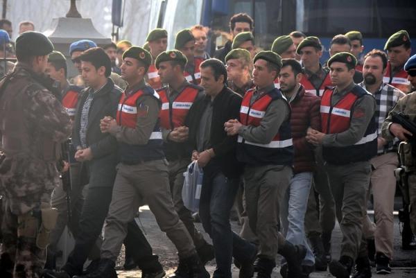 پلیس ترکیه 150 نفر از نیرو های ارتش را بازداشت کرد