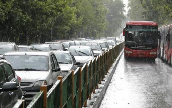 رانندگان ناوگان اتوبوسرانی تهران در صف انتظار واکسیناسیون