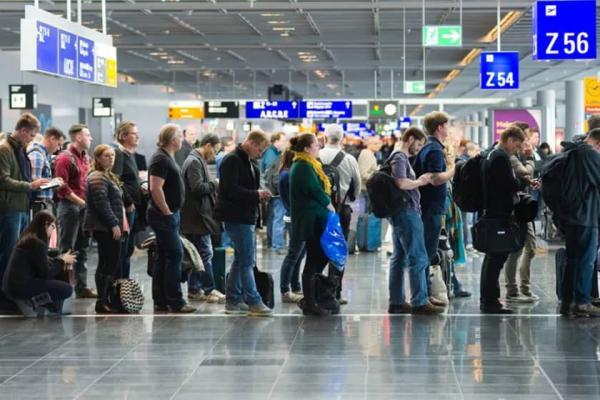 طراحی فرودگاه ها چطور روی رفتار مسافران تأثیر می گذارد؟