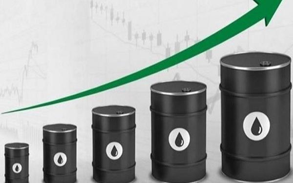 عبور قیمت نفت از 121 دلار در معاملات امروز