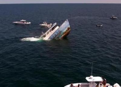 ببینید ، لحظه غرق کردن عمدی یک کشتی غول پیکر در سواحل فلوریدا